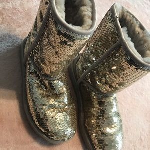 Gold sequin UGGS